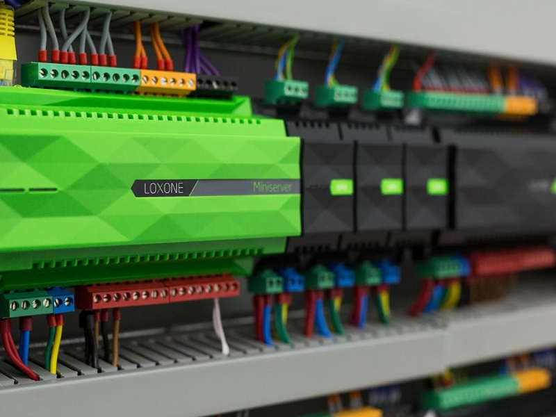 Laboratórium inteligentných budov a Smart Home systémov (LOXONE)